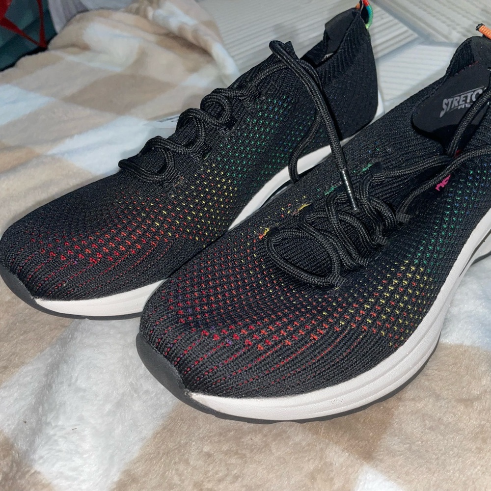 NWT Skechers Stylish Black Sneakers with Multicolor Accents and Rainbow Sole